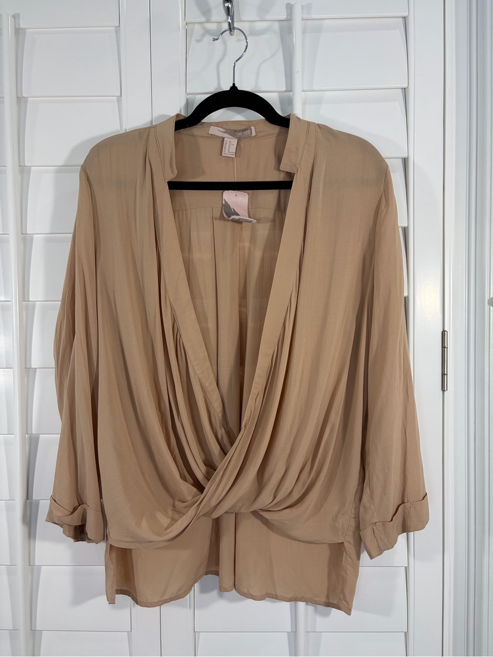 Forever 21 Tan Draped V-Neck Blouse (XL)